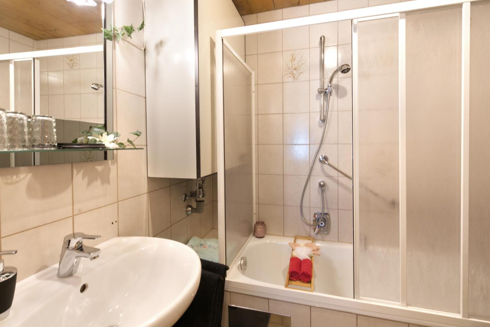 Ferienhaus Muchhof ロイタシュ エクステリア 写真